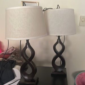 Nice lamps don’t need matching lamps